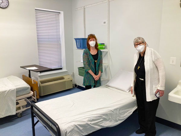 Dr. Barbara DiPietro, Sr. Director of Policy (l) with Janelle Goetcheus, MD, founder of Christ House in Washington, D.C at Christ House Medical Respite Facility 